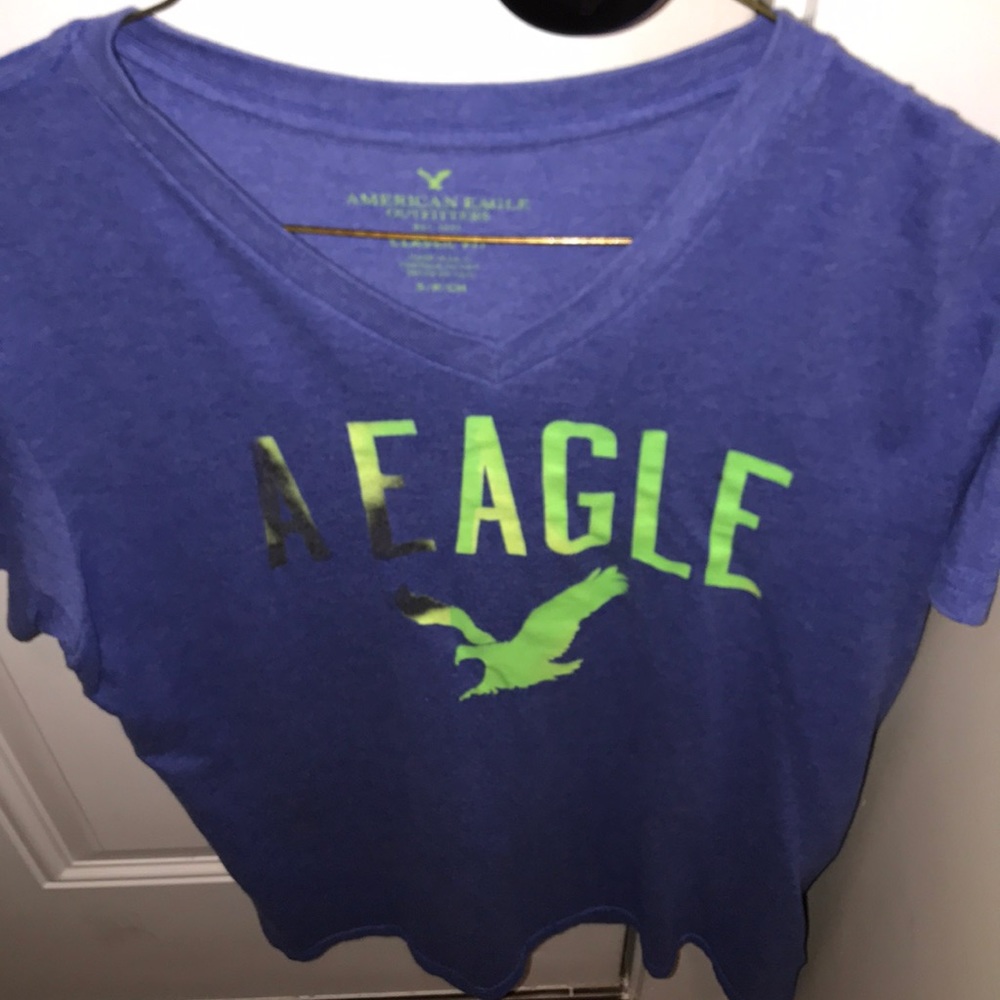 American Eagle graphic tee